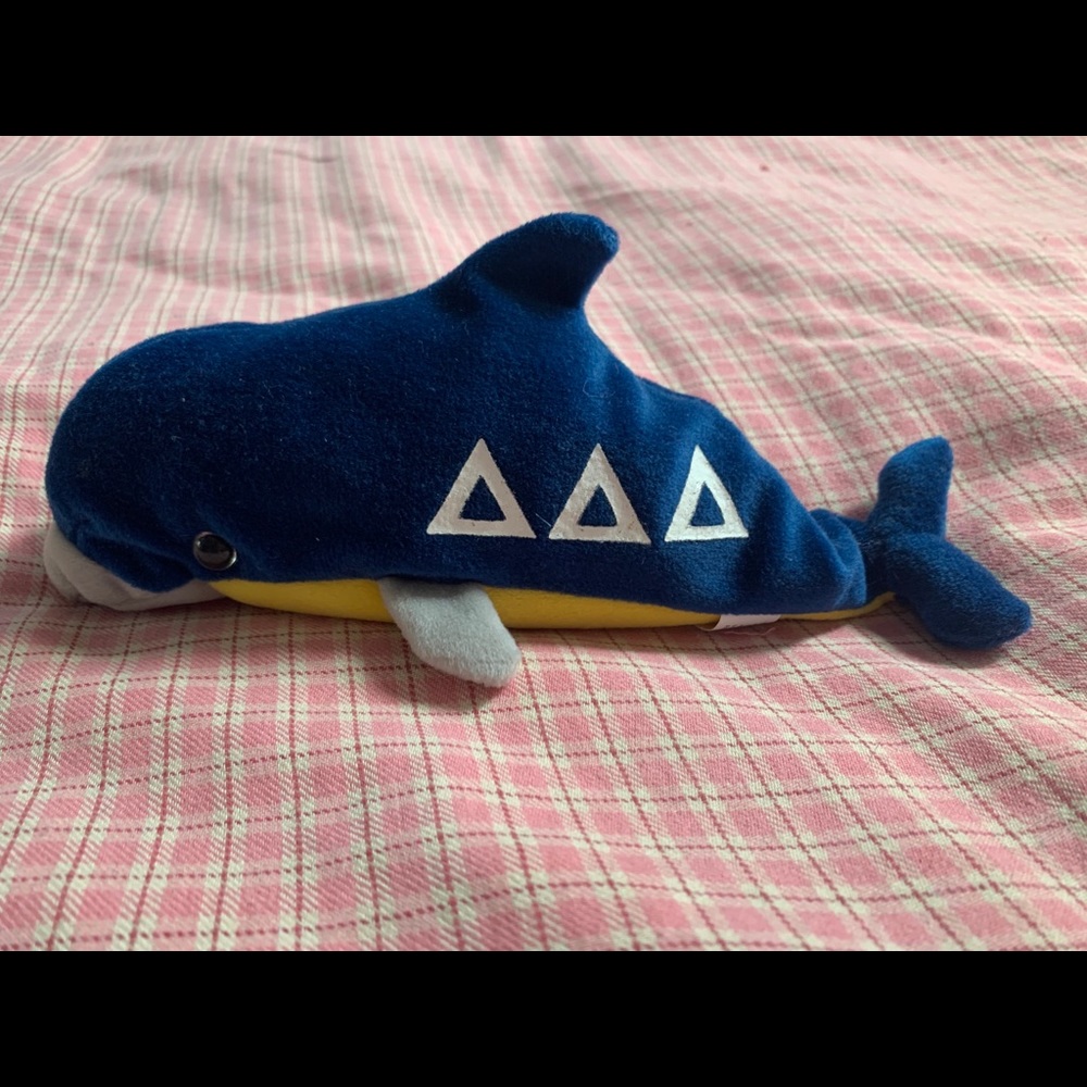Delta Dolphin